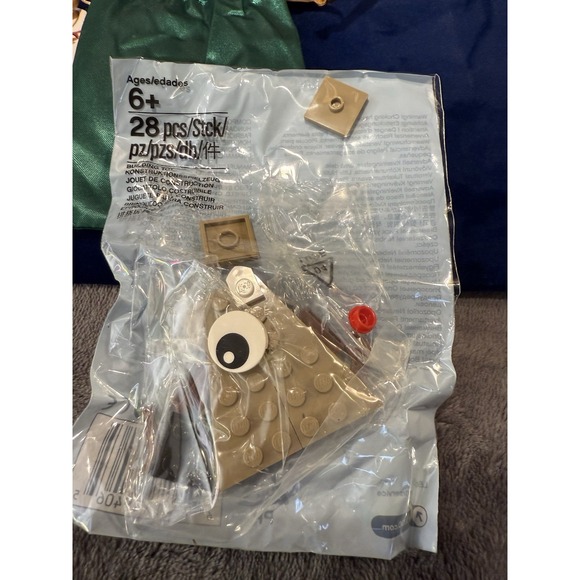 LEGO Seasonal:‎ Christmas Ornament 2018-Reindeer Head (5005253) - Picture 3 of 3